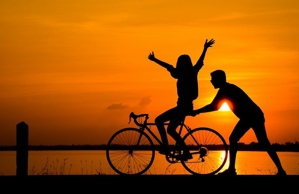 NIGHT CYCLING IN THE CITY! Single Dating Event